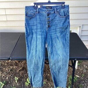 Blokecore gorpcore nostalgia earthy artisanal  Kenneth Cole reaction jeans 12